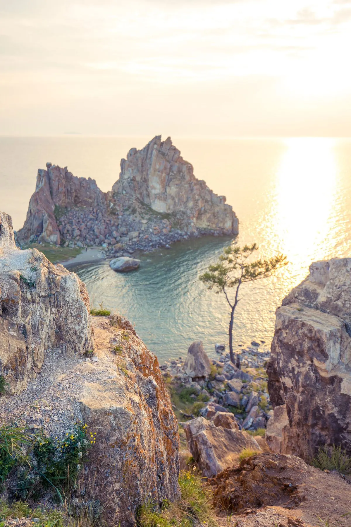 Hồ Baikal – Hồ Baikal – Khám phá những điều kỳ thú của “Hòn ngọc bích Siberia”