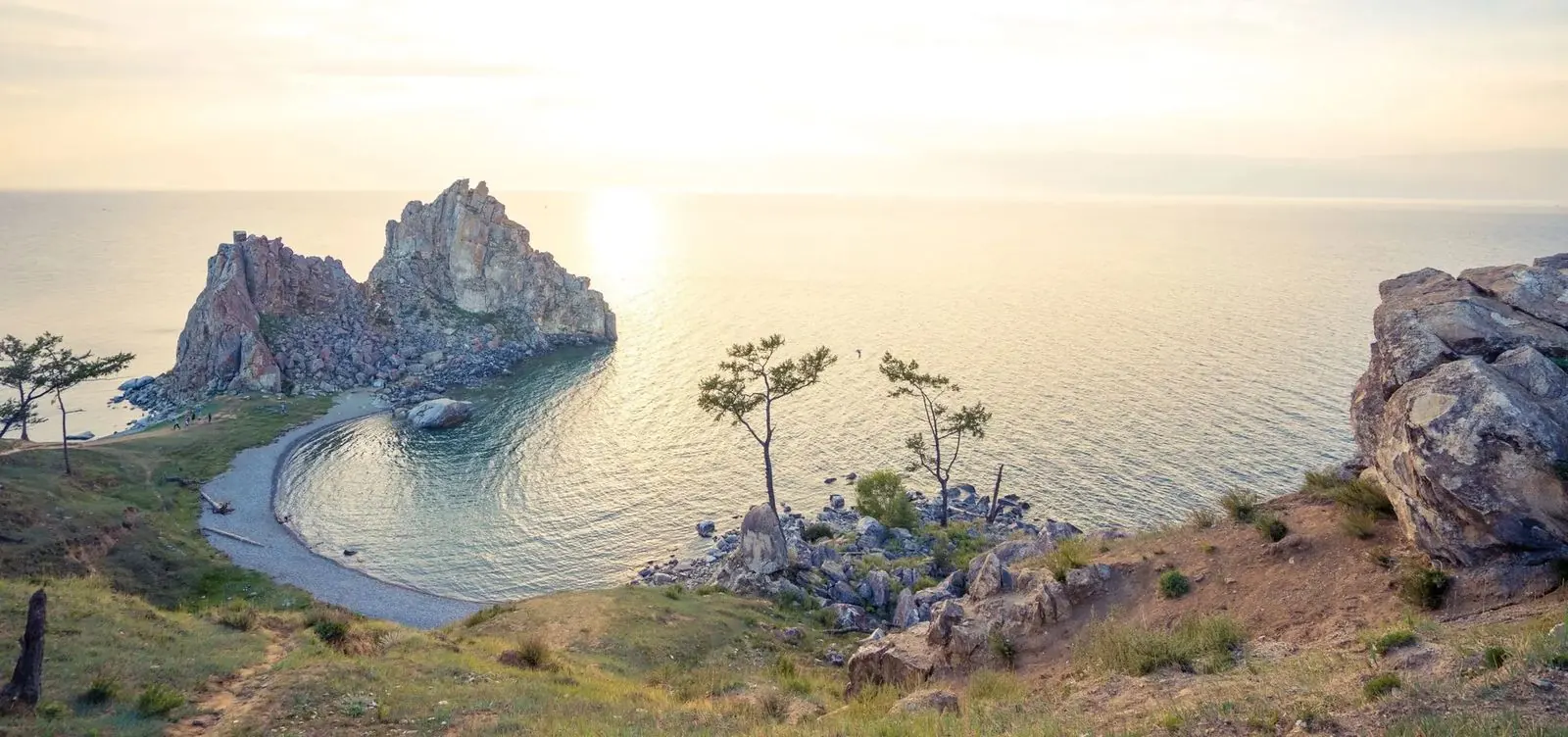 Hồ Baikal – Khám phá những điều kỳ thú của “Hòn ngọc bích Siberia”