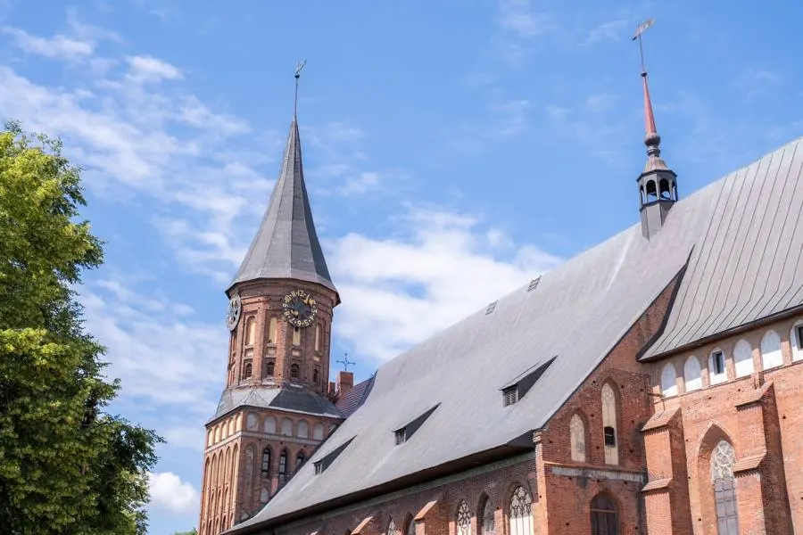 Nhà thờ chính tòa Königsberg trên đảo Kant
